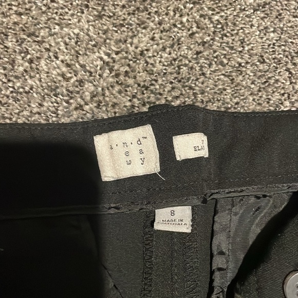 A new day slacks size 8 - Picture 2 of 2